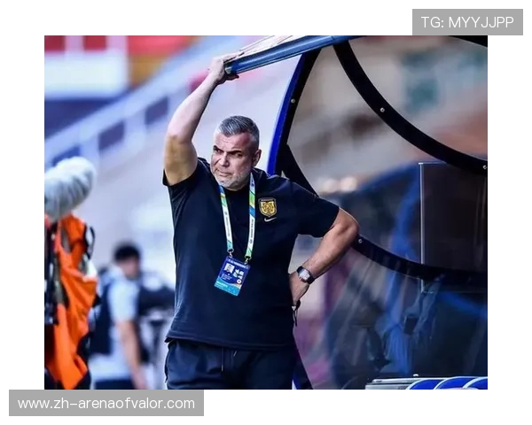 法布雷加斯正式获欧足联Pro级教练认证 成功迈入顶级执教行列